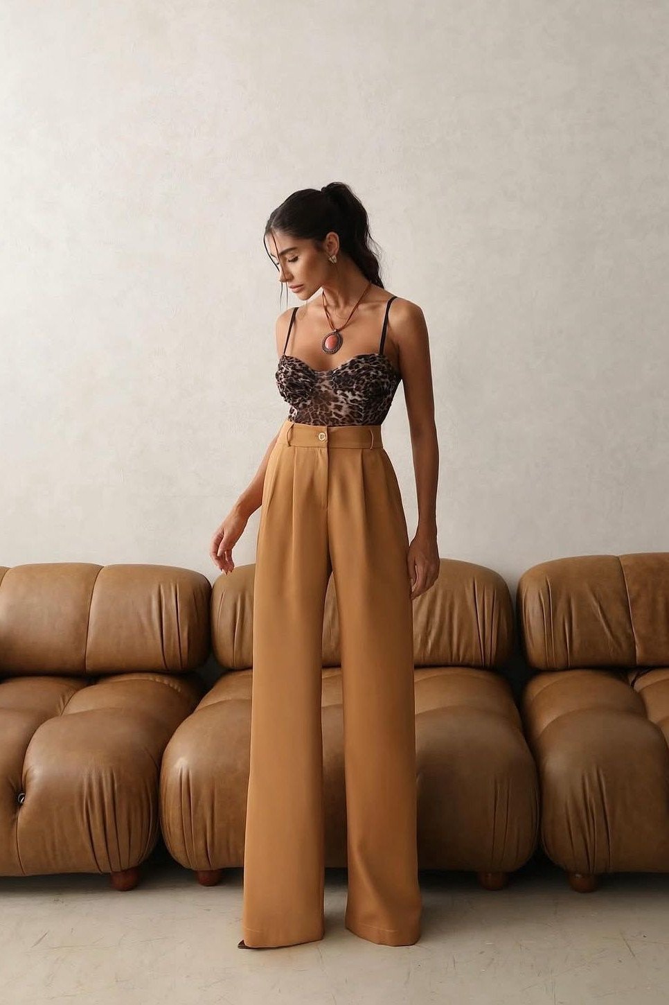 CALÇA CHLOE ALFAIATARIA PANTALONA SOUL - CAMEL