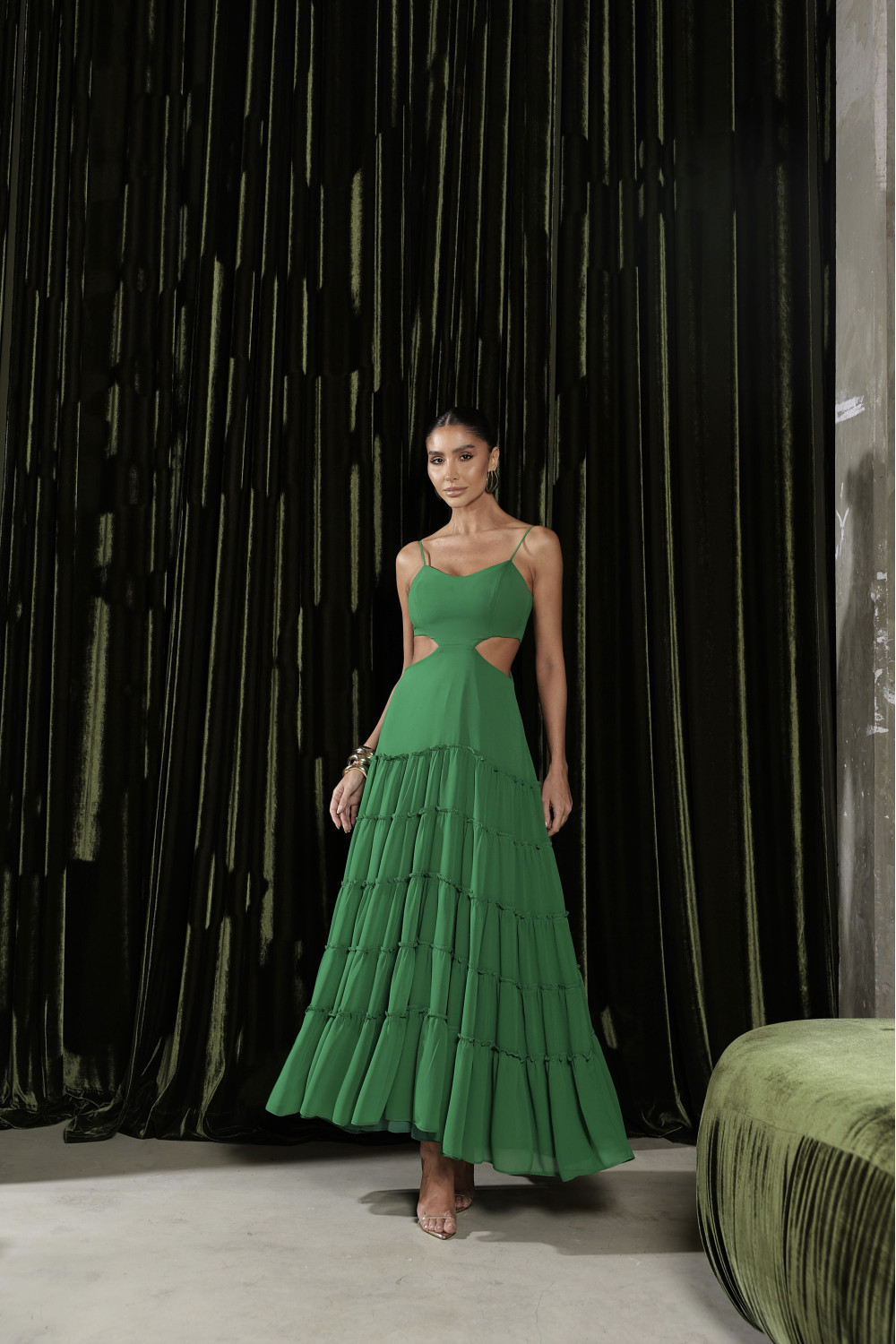 VESTIDO CREPE SILK CAMADAS HELEN - VERDE