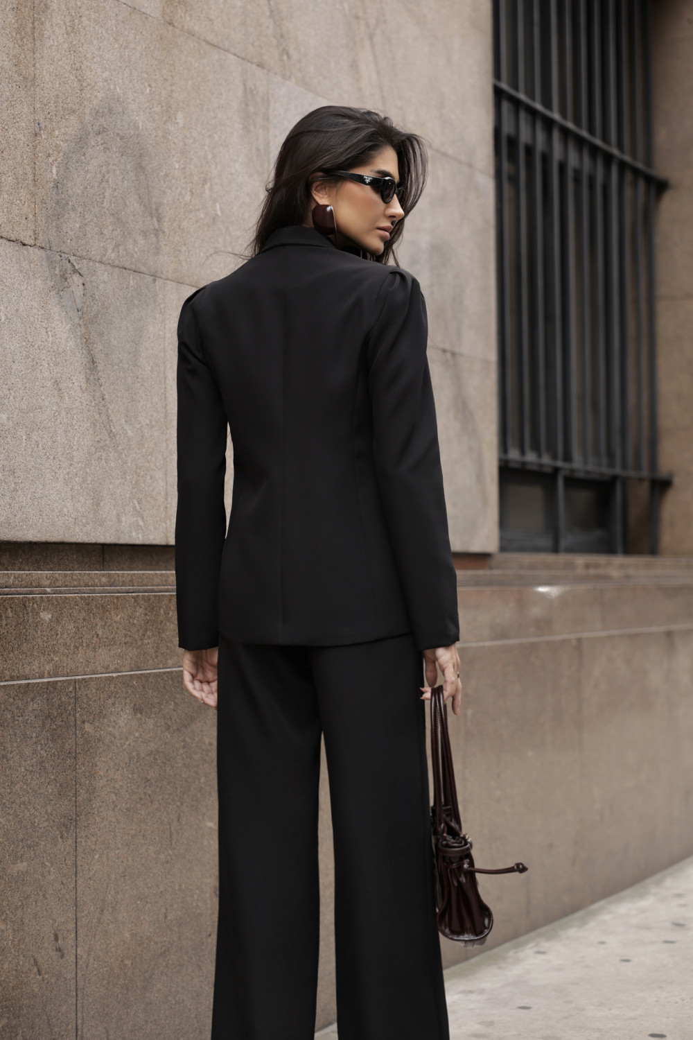 BLAZER OMBRO PREGAS BIANCA - PRETO