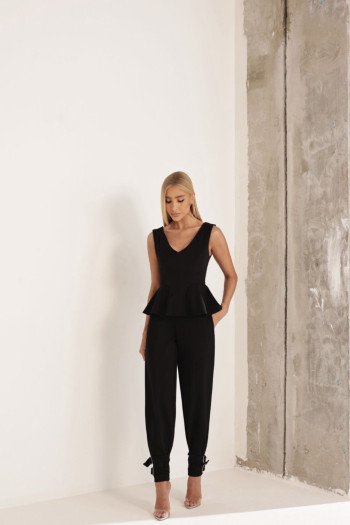 CONJUNTO MÔNICA BLUSA E CALÇA MONTARIA - PRETO