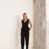 CONJUNTO MÔNICA BLUSA E CALÇA MONTARIA - PRETO
