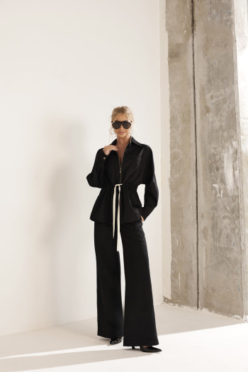 CONJUNTO TÓQUIO CASACO E CALÇA AVELUDADO - PRETO