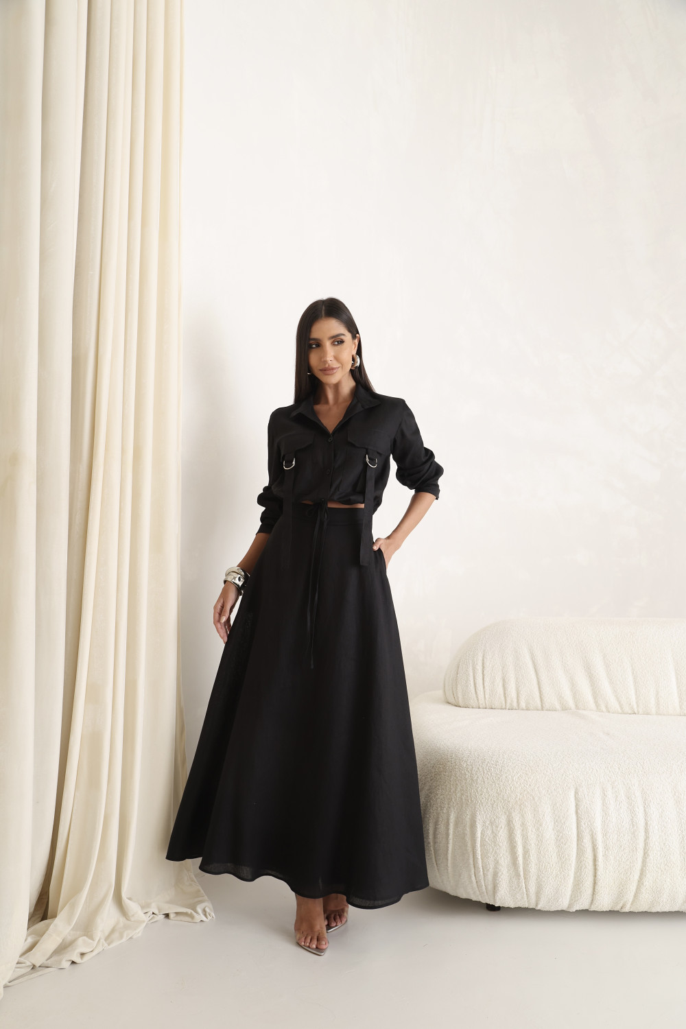 CONJUNTO GABY CAMISA E SAIA 100% LINHO - PRETO