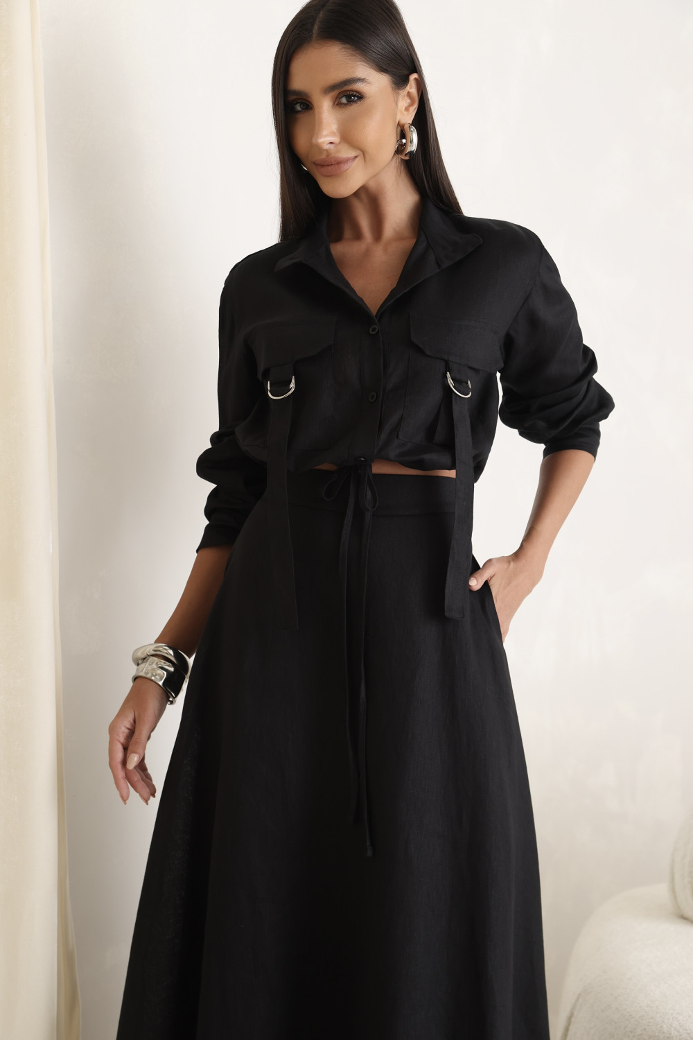 CONJUNTO GABY CAMISA E SAIA 100% LINHO - PRETO