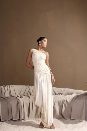 VESTIDO LONGO ASSIMÉTRICO BRUNA - CHAMPANGNE