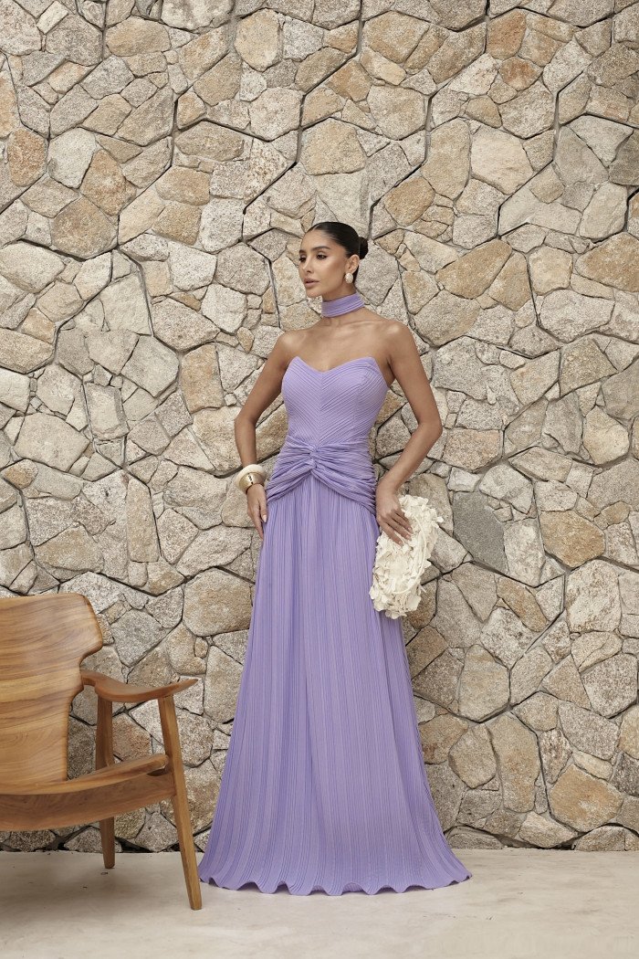 VESTIDO LONGO COM CHOKER SAIA PLISSADA SUZANA - LILÁS