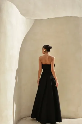 VESTIDO MIDI HELENA SAIA ASSIMÉTRICA - PRETO