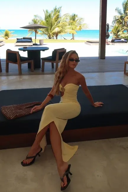 VESTIDO LONGO T.Q.C RECORTE LATERAL E ARGOLA - CAMOMILA