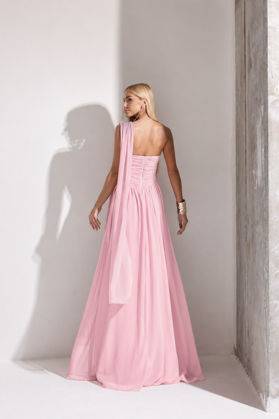 VESTIDO DE FESTA CECÍLIA CHIFFON CAPA OMBRO - ROSA BEBÊ