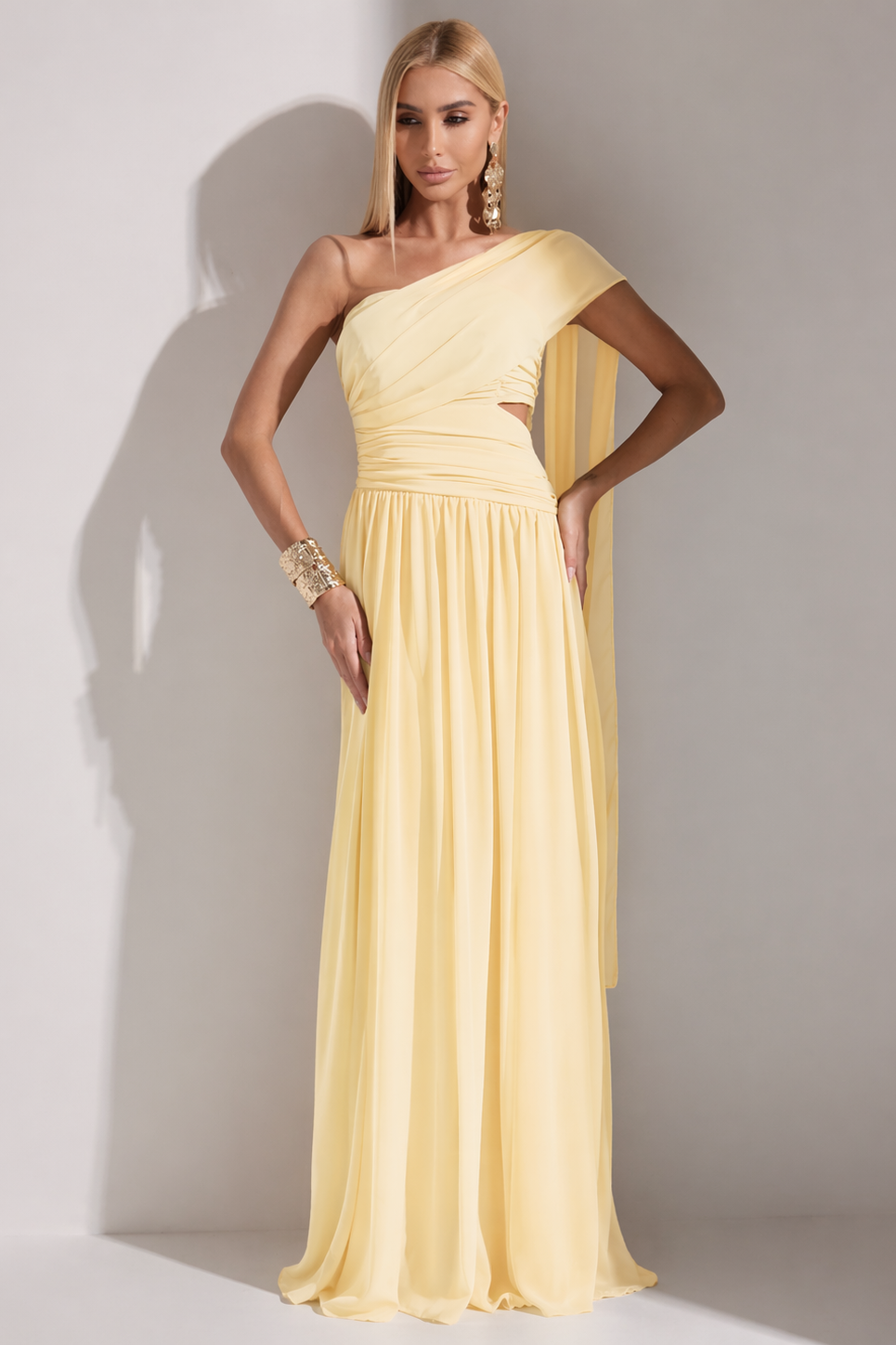 VESTIDO DE FESTA CECÍLIA CHIFFON CAPA OMBRO - AMARELO MANTEIGA