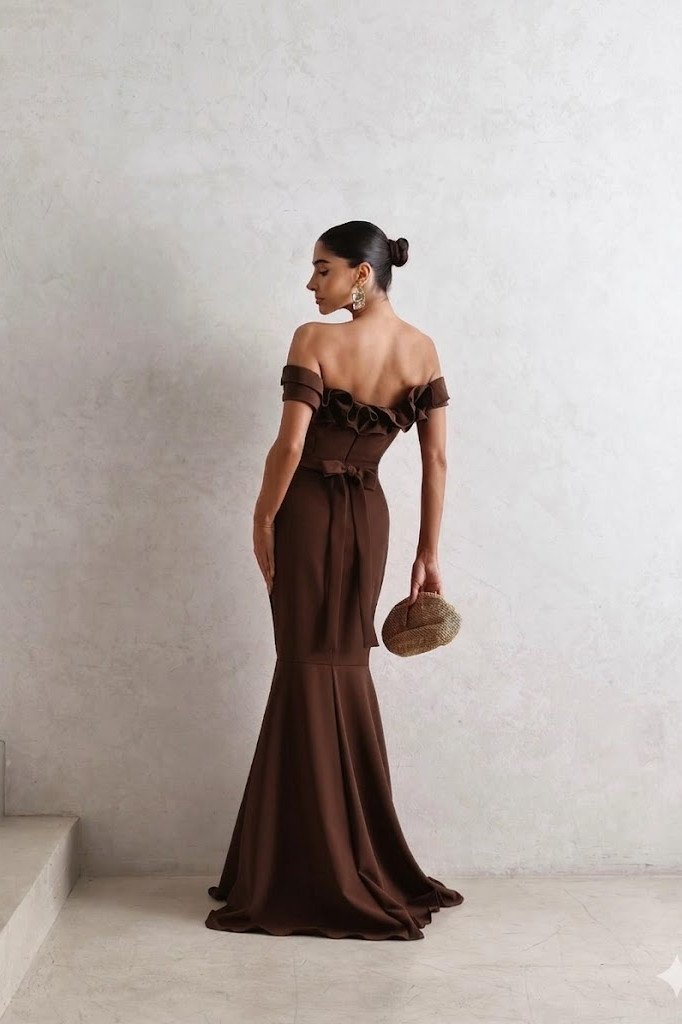 VESTIDO DE FESTA FRANÇA OMBRO A OMBRO - MARROM