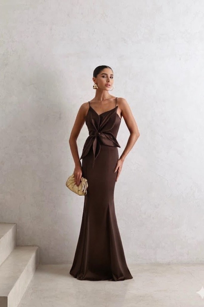 VESTIDO DE FESTA LONGO INGLATERRA FLOWERS - MARROM