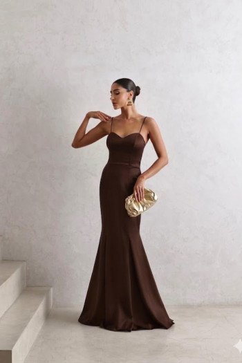 VESTIDO DE FESTA LONGO INGLATERRA FLOWERS - MARROM