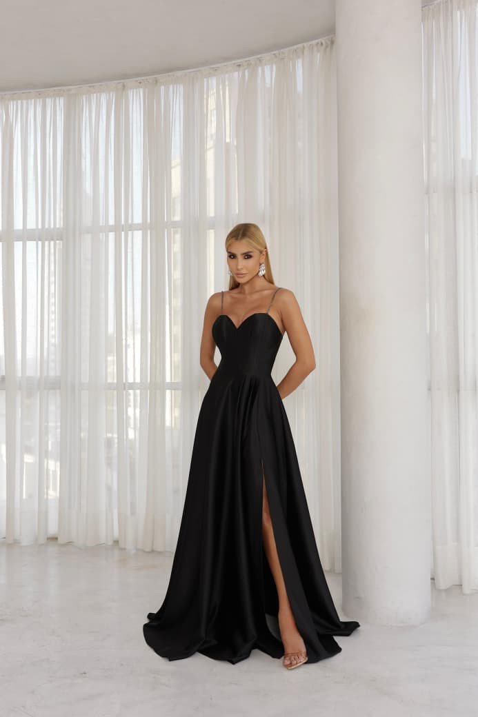 VESTIDO DE FESTA NORUEGA CREPE ACETINADO - PRETO