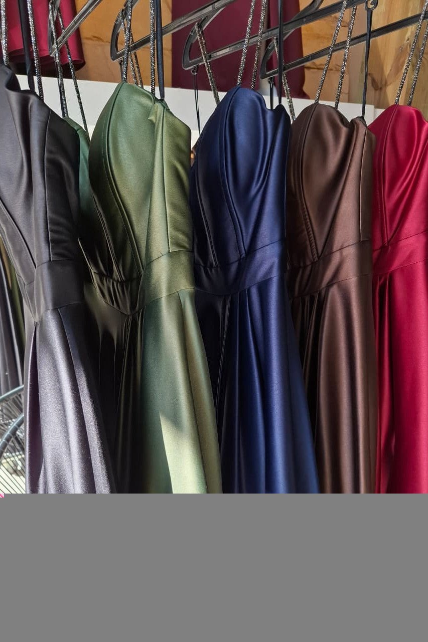 VESTIDO DE FESTA NORUEGA CREPE ACETINADO - MARSALA