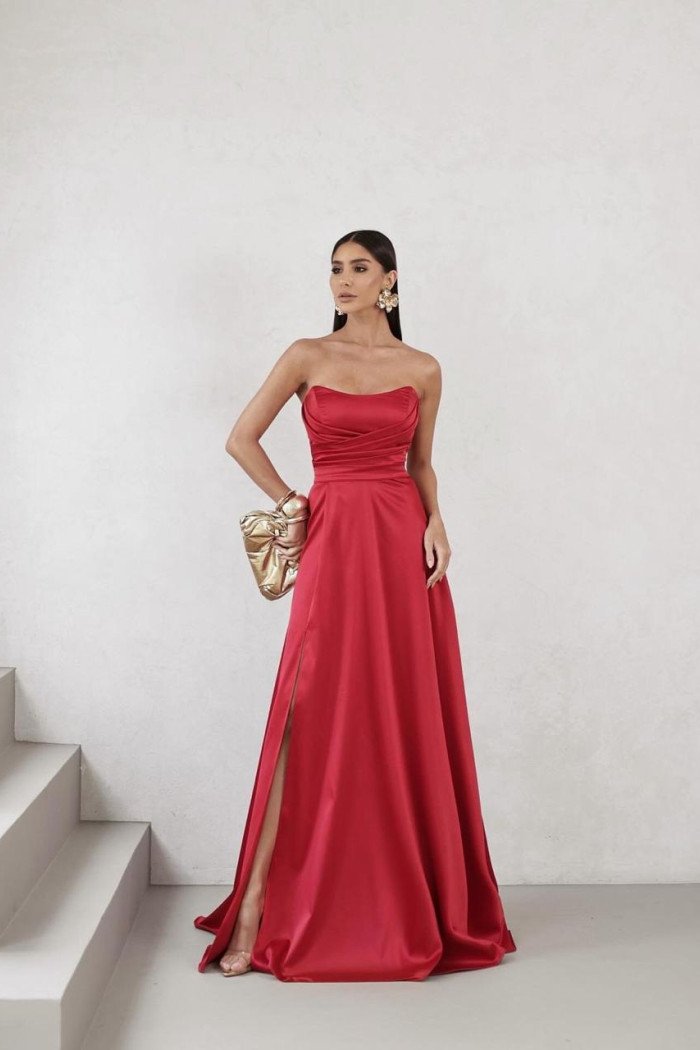 VESTIDO DE FESTA BRENDA T.Q.C LONGO FENDA - VERMELHO