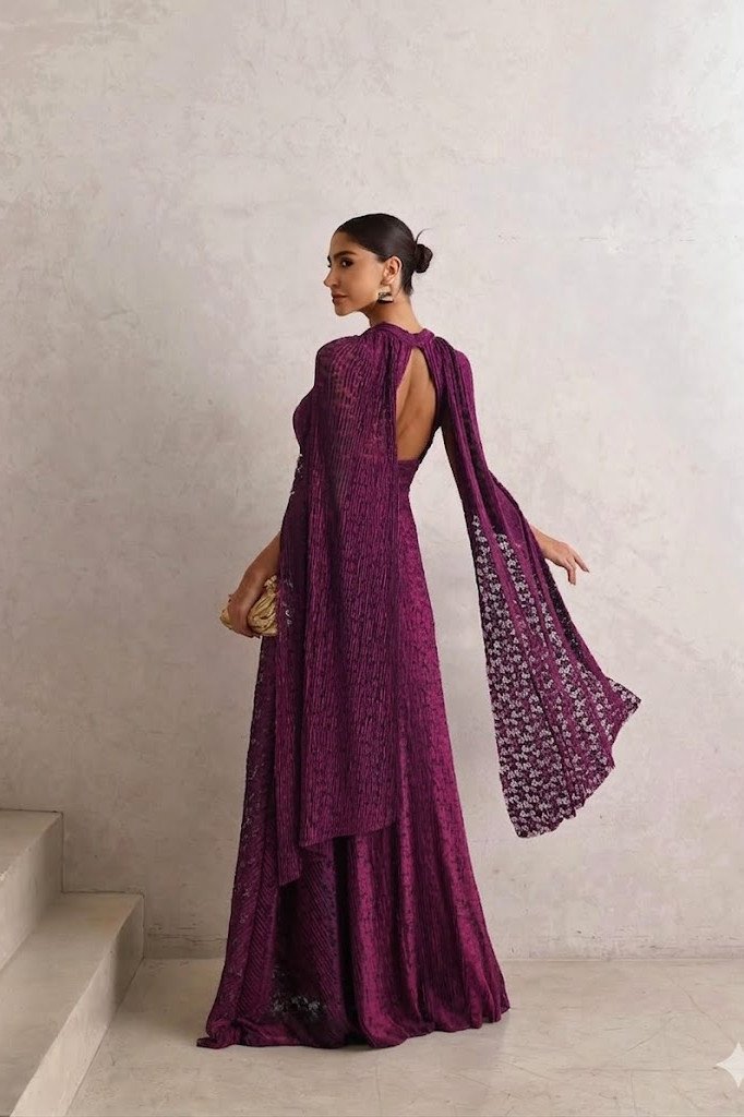 VESTIDO DE FESTA ANGRA RENDA COM CAPA REMOVÍVEL - FÚCSIA