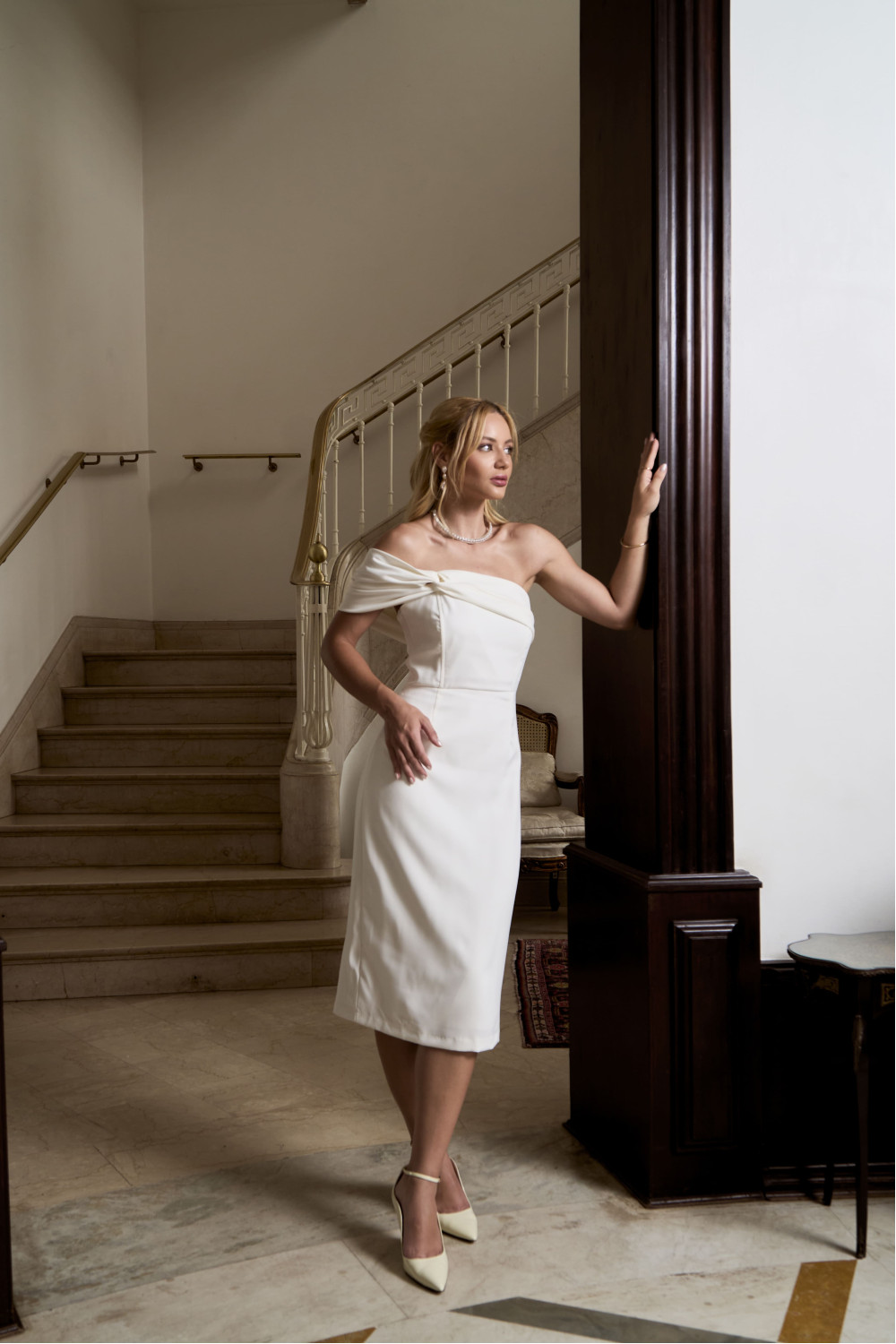 VESTIDO MIDI DETALHE UM OMBRO SAMARA - OFF WHITE