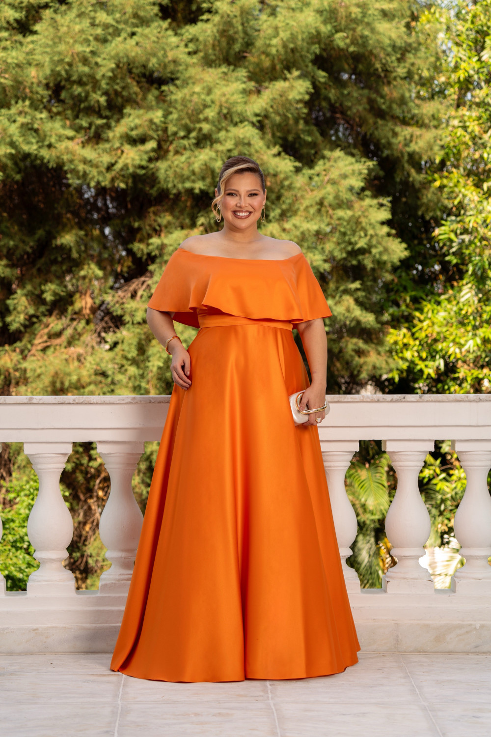 VESTIDO DE FESTA PAULA CREPE ACETINADO PLUS SIZE - LARANJA