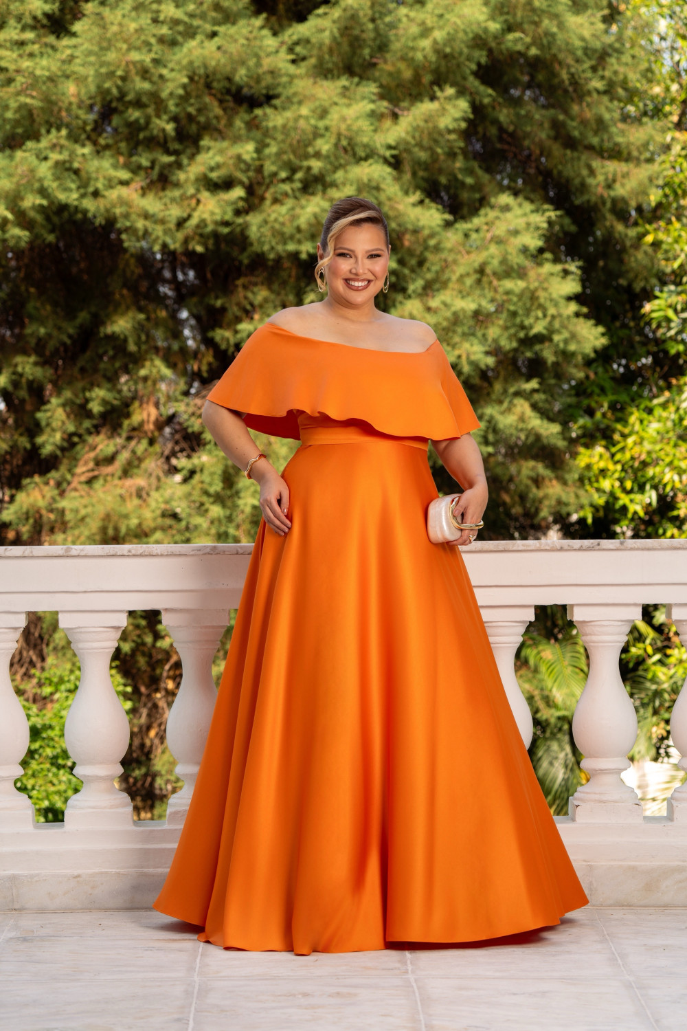 VESTIDO DE FESTA PAULA CREPE ACETINADO PLUS SIZE - LARANJA
