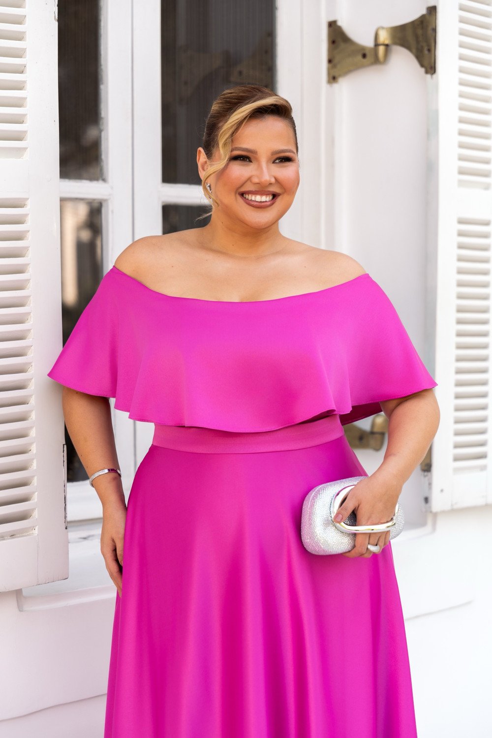 VESTIDO DE FESTA PAULA CREPE ACETINADO PLUS SIZE - FÚCSIA