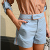 SHORTS HELLENA VIÉS LISTRADO - AZUL