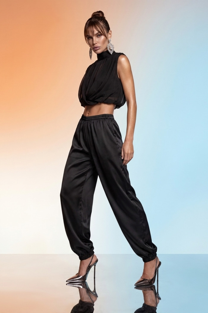 CONJUNTO CALÇA BALLOON ACETINADA ALADIM CAPRI E BLUSA CHIFFON - PRETO