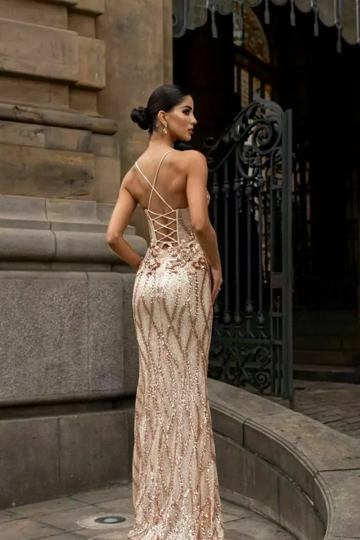 VESTIDO DE FESTA ASHLEY BORDADO PAETÊ - ROSE GOLD