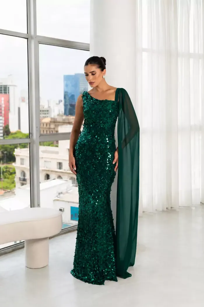 VESTIDO DE FESTA SELENA PAETÊ CAPA UNILATERAL - VERDE ESMERALDA