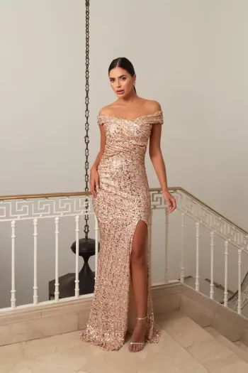 VESTIDO DE FESTA TAYNARA OMBRO A OMBRO FENDA PAETÊ - ROSE GOLD
