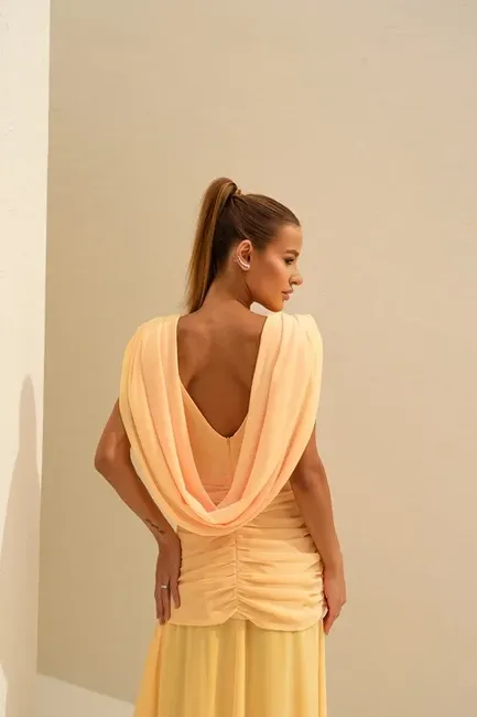 VESTIDO NADINE LONGO CAPA - CAMOMILA