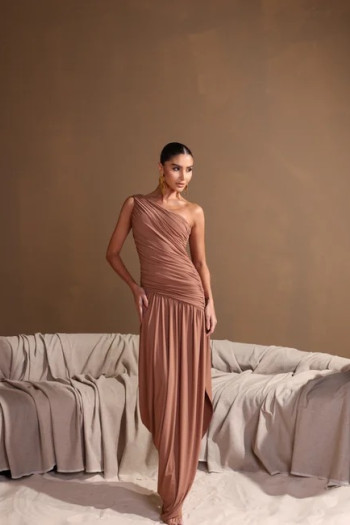 VESTIDO LONGO ASSIMÉTRICO BRUNA - BISCUIT