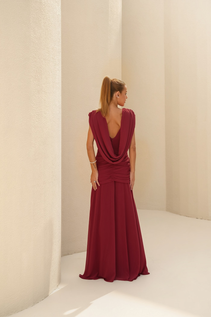 VESTIDO NADINE LONGO CAPA - MARSALA