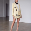 CONJUNTO CAMILA ALFAIATARIA BLAZER E SHORT SAIA FLOWER SUMMER - AMARELO MANTEIGA