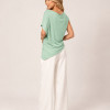 BLUSA ADELE JERSEY ASSIMÉTRICA - VERDE MENTA