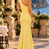 VESTIDO KELLY LONGO UM OMBRO CREPE - AMARELO