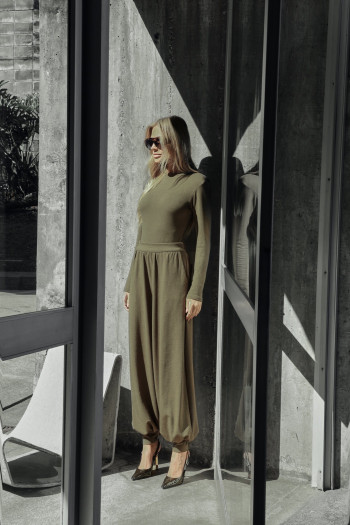 CONJUNTO ADELINE BLUSA E CALÇA MOLETINHO - MILITAR