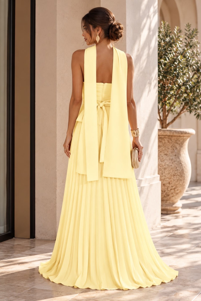 VESTIDO DE FESTA MAITÊ SAIA PLISSADA CHOKER - AMARELO MANTEIGA