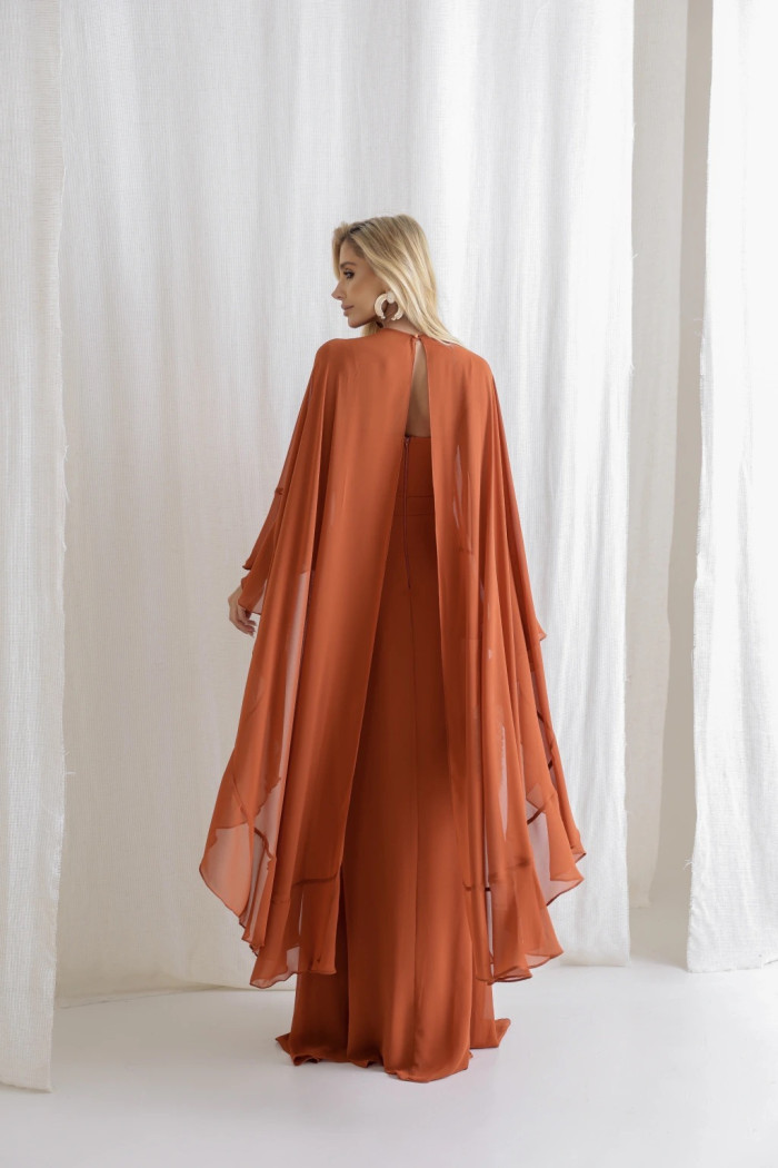 VESTIDO ANTONIETA LONGO CHIFFON CAPA BABADOS - TERRACOTA