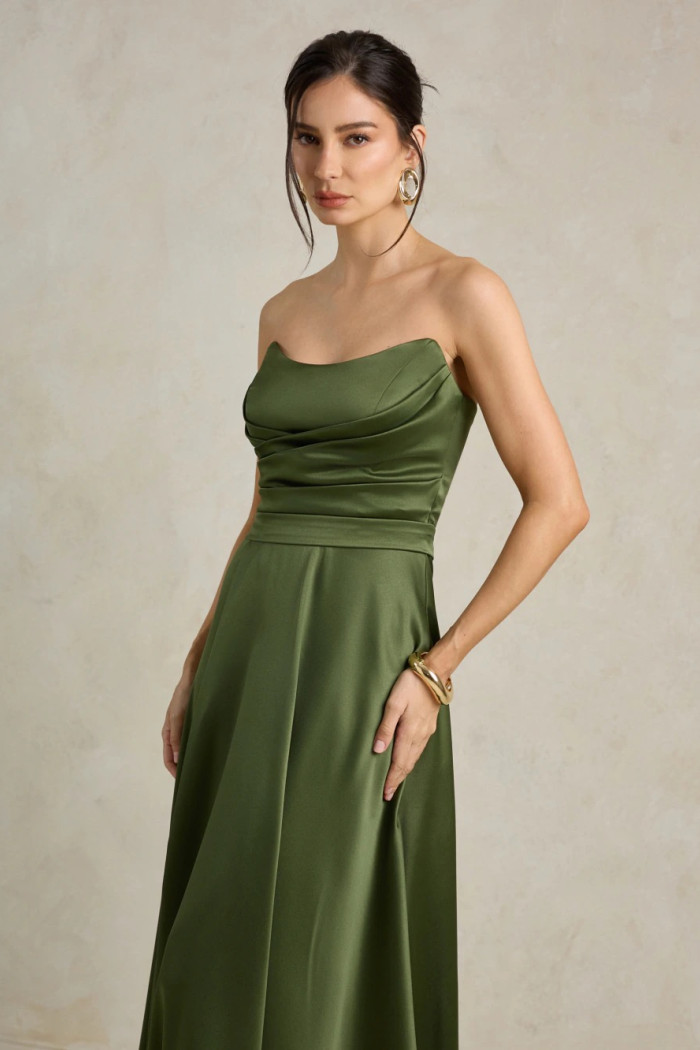 VESTIDO DE FESTA BRENDA T.Q.C LONGO FENDA - VERDE OLIVA