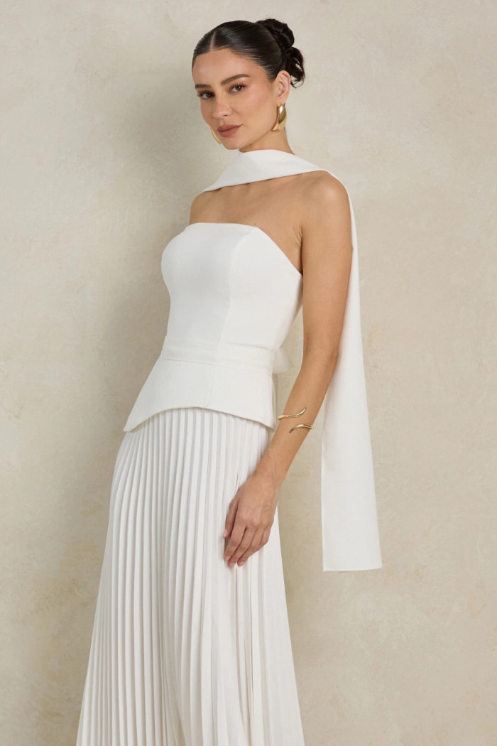 VESTIDO DE FESTA MAITÊ SAIA PLISSADA CHOKER - OFF WHITE