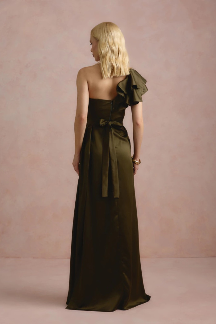 VESTIDO DE FESTA LUCY CREPE ACETINADO UM OMBRO - VERDE OLIVA
