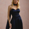 VESTIDO DE FESTA GIOVANA CREPE ACETINADO FAIXA CHOKER - AZUL MARINHO