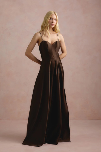 VESTIDO DE FESTA NORUEGA CREPE ACETINADO - MARROM