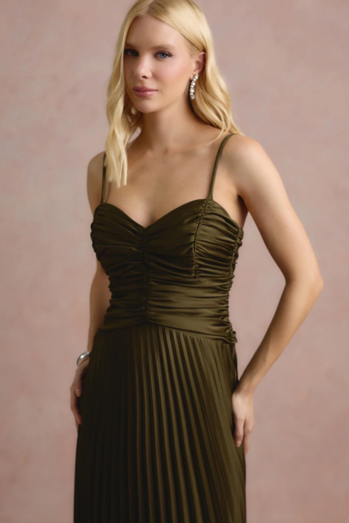 VESTIDO DE FESTA TANGARÁ PLISSADO - VERDE OLIVA