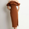 VESTIDO OMBRO A OMBRO MIDI BABADOS PATY - MARROM