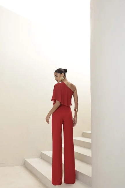 MACACÃO ANDRESSA SCUBA CREPE COM BLUSA FLUIDA - VERMELHO