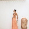 VESTIDO LONGO COM CHOKER SAIA PLISSADA SUZANA - TANGERINA